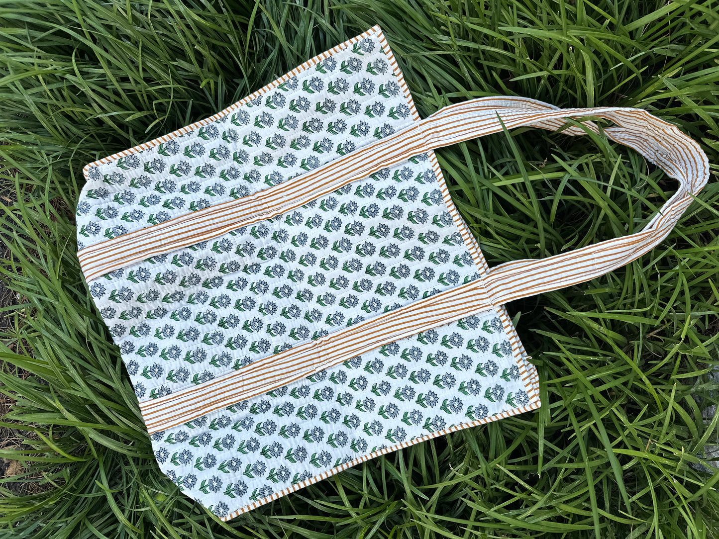Daytripper Tote, Wildflower Blue