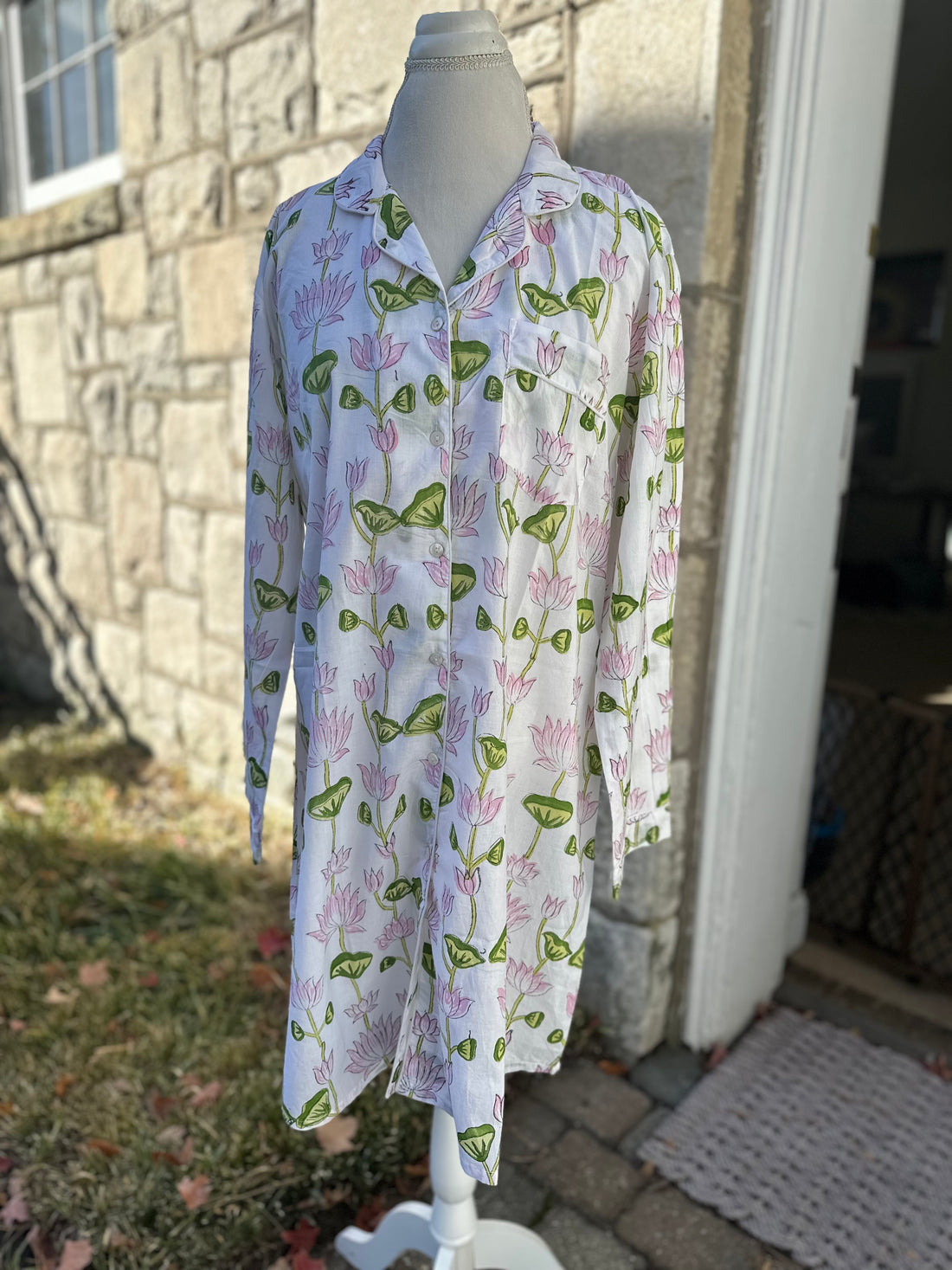 Night Shirt, Lily Pond