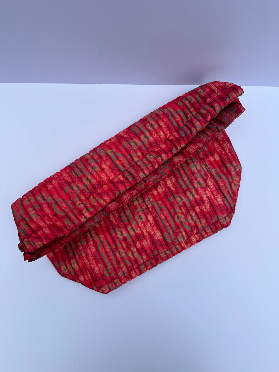 Luxury Slouch Bag - Crisp Apple Red Paisley
